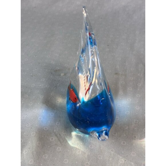 Vintage Art Glass Angel Fish Paperweight – Hand-Blown, Two Fish Inside - Picture 2 of 7